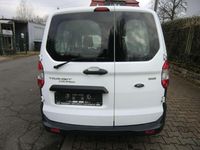 Gebraucht Ford Transit 101 PS (74 kW) 2016 Frostweiß Kombi