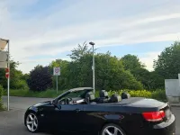 Gebraucht BMW 320 Cabriolet 170 PS (125 kW) 2009 Schwarz Cabrio