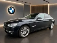 Gebraucht BMW 740 Performance 313 PS (230 kW) 2014 Azuritschwarz metallic Limousine
