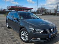 Gebraucht VW Passat Comfortline 150 PS (110 kW) 2017 Grau Kombi