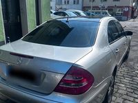 Second-hand Mercedes E240 2003 Gri Berlinǎ