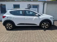 Gebraucht Dacia Sandero Comfort 101 PS (74 kW) 2021 Gletscherweiss SUV