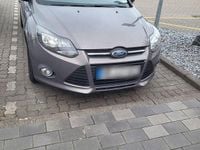 Usado Ford Focus 101 HP (74 kW) 2013 Roxo Carrinha