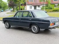 Gebraucht Mercedes 200/8 95 PS (69 kW) 1972 Blau Limousine