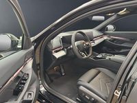 Gebraucht BMW 520 M Sport 197 PS (144 kW) 2025 Schwarz Kombi