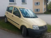 Używany Fiat Panda 60 KM (44 kW) 2009 Żółty Hatchback