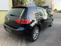 Gebraucht VW Golf VII LOUNGE 150 PS (110 kW) 2015 Deep black perleffekt Kleinwagen