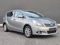 Gebraucht Toyota Verso Life 132 PS (97 kW) 2013 Grau Van / Kleinbus