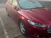 Gebraucht Ford Mondeo Titanium 160 PS (117 kW) 2015 Rot Kombi