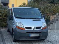 Usado Renault Traffic 2006 Cinzento Monovolume