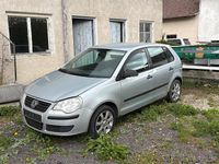 Usado VW Polo 101 HP (74 kW) 2007 Andere farben Citadino