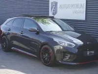 Gebraucht Kia ProCeed GT GT 204 PS (150 kW) 2020 Zilinaschwarz metallic Kleinwagen
