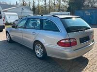 Gebraucht Mercedes E320 204 PS (150 kW) 2003 Silber Kombi