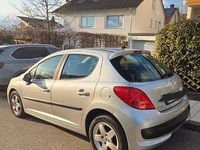 Gebraucht Peugeot 207 73 PS (53 kW) 2009 Silber Van