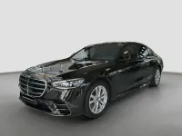 Gebraucht Mercedes S500 449 PS (330 kW) 2025 Metalliclack obsidianschwarz (metallic) Limousine