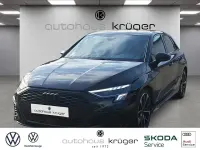 Gebraucht Audi A3 S-Line 150 PS (110 kW) 2023 Mythosschwarz metallic Limousine