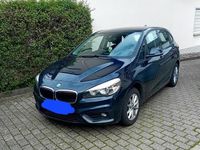 Gebraucht BMW 216 120 PS (88 kW) 2017 Schwarz Kombi