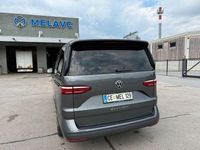 Gebraucht VW Multivan 150 PS (110 kW) 2023 Grau Van