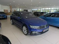 Gebraucht VW Passat R-line 190 PS (139 kW) 2019 Lapiz blue metallic Kombi