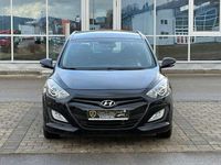 Gebraucht Hyundai i30 Trend 110 PS (80 kW) 2013 Schwarz Kombi