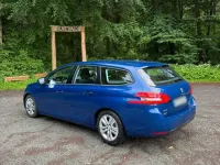 Gebraucht Peugeot 308 Allure 131 PS (96 kW) 2018 Blau Kombi