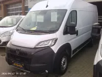 Gebraucht Peugeot Boxer 140 PS (102 kW) 2024 Lackierung weiss icy/typ ausse Van