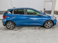 Neu Hyundai i20 Comfort 90 PS (66 kW) 2026 Vibrant blue u3c Kleinwagen