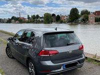Gebraucht VW Golf VII Join 116 PS (85 kW) 2018 Grau Limousine