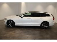 Gebraucht Volvo V60 Core 163 PS (119 kW) 2023 Weiss Kombi