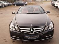 Gebraucht Mercedes E200 184 PS (135 kW) 2012 Schwarz Cabrio