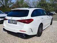 Gebraucht Mercedes C220 200 PS (147 kW) 2022 Weiß Limousine