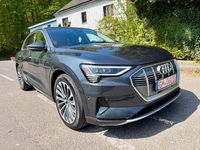 Second-hand Audi e-tron Advanced 300 kW (408 CP) 2019 Gri SUV