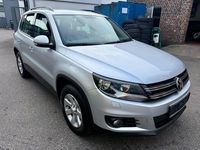 Gebraucht VW Tiguan Trendline 122 PS (89 kW) 2012 Grau SUV