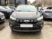 Gebraucht Dacia Sandero Expression 90 PS (66 kW) 2023 Blackpearlmet. Limousine