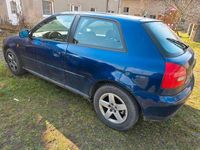Second-hand Audi A3 101 CP (74 kW) 1999 Albastru Hatchback
