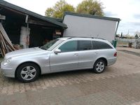 Second-hand Mercedes E220 170 CP (125 kW) 2006 Argintiu Break