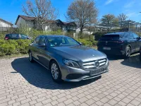 Usado Mercedes E220 Avantgarde 194 CV (142 kW) 2016 Gris Berlina