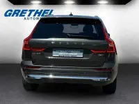 Gebraucht Volvo XC60 145 PS (106 kW) 2022 SUV