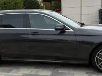 Gebraucht Mercedes E220 AMG line 200 PS (147 kW) 2023 Kombi