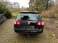 Gebraucht VW Passat 140 PS (102 kW) 2005 Schwarz Kombi