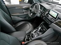gebraucht BMW 218 Active Tourer d xDrive Aut Luxury LED NAVI PDC