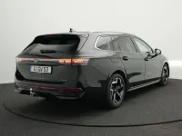 Gebraucht VW Passat R-line 193 PS (141 kW) 2026 Grenadillschwarz metallic Kombi