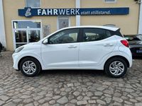 Gebraucht Hyundai i10 63 PS (46 kW) 2024 Weiß Kleinwagen