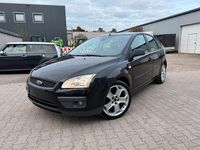 Second-hand Ford Focus 101 CP (74 kW) 2005 Negru Coupe