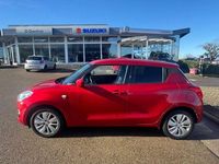 Gebraucht Suzuki Swift Comfort 90 PS (66 kW) 2018 Burning red pearl metallic Kleinwagen