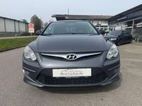 Gebraucht Hyundai i30 Edition 109 PS (80 kW) 2011 Grau Kleinwagen