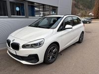 Gebraucht BMW 220 Active Tourer Sport Line 190 PS (139 kW) 2020 Weiß Van / Kleinbus