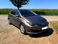 Gebraucht Toyota Auris Active 132 PS (97 kW) 2017 Grau Limousine