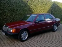 Gebraucht Mercedes 190 122 PS (89 kW) 1985 Rot Limousine