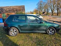 Gebraucht VW Golf IV 74 PS (54 kW) 2002 Grün Kleinwagen